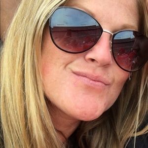 Meet your Posher, Nikki